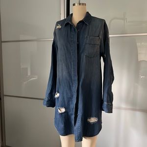 Oversize denim dress shirt. Size S.